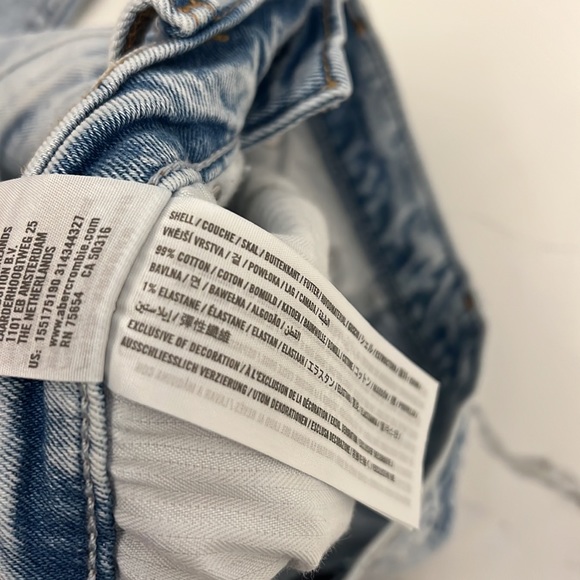 Abercrombie & Fitch Ultra High Rise Straight - Curve Love Jeans 28/6R - Picture 5 of 7